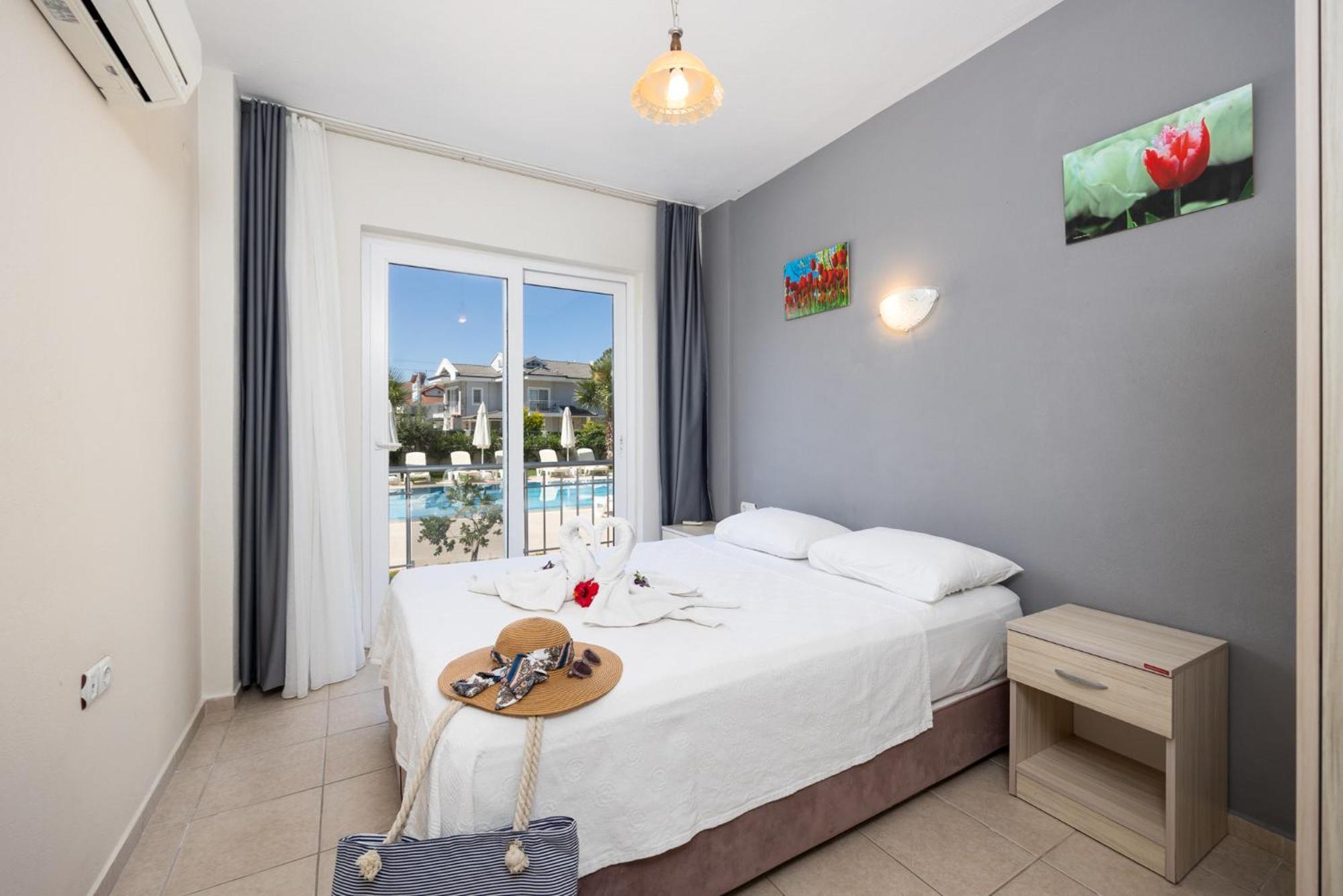 Safak Oasis Hotel ดาลยัน ภายนอก รูปภาพ
